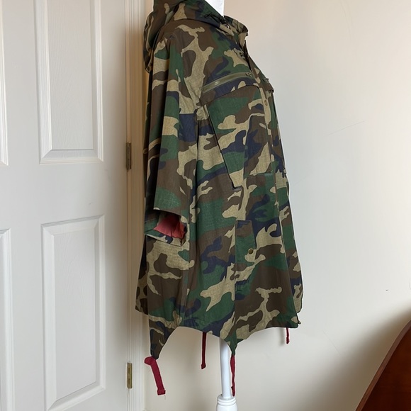 “Profound Aesthetic” Unisex Hooded Camouflage Poncho Jacket - Picture 3 of 12